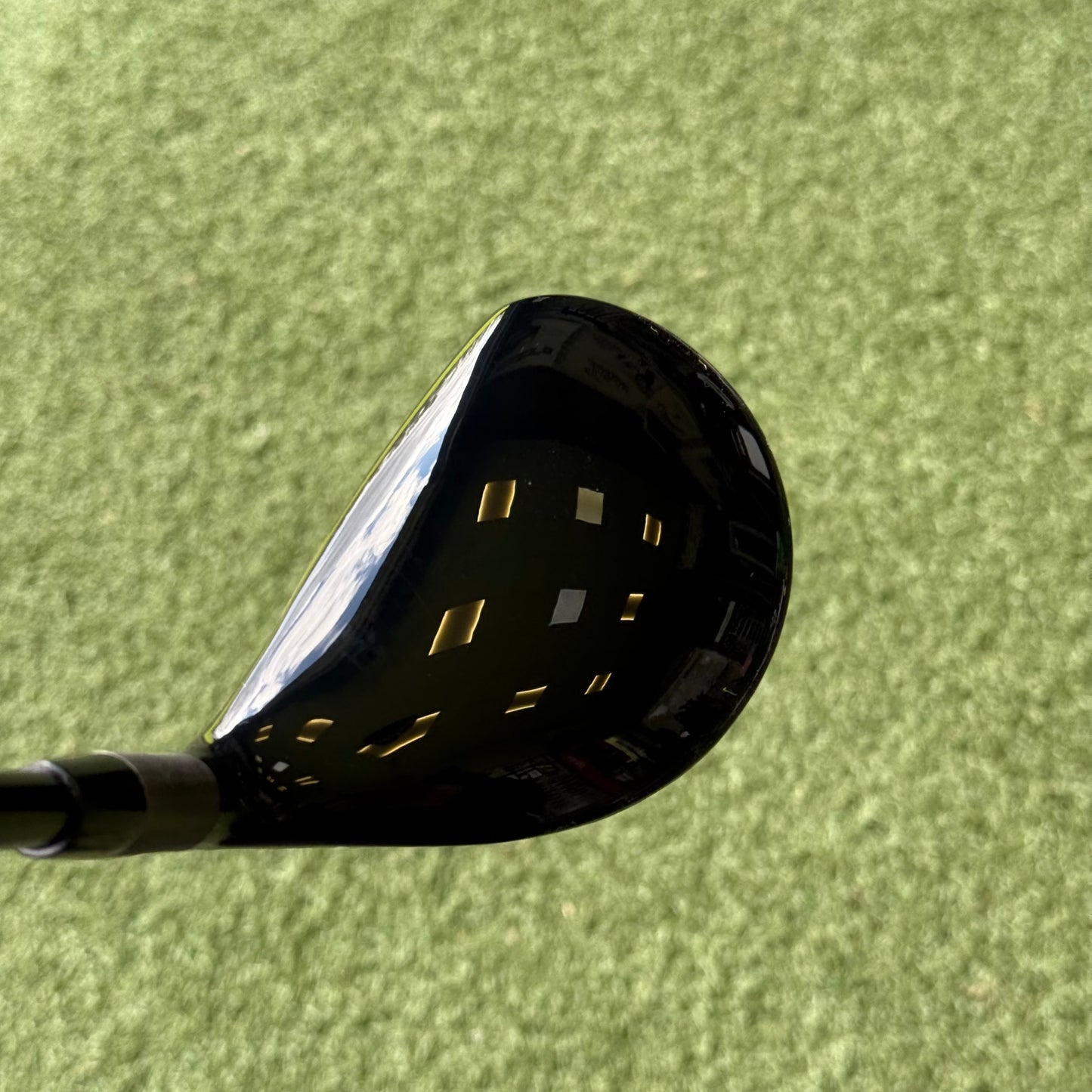 Callaway Apex UW #4 Hybrid / 21 Degree / Regular Flex