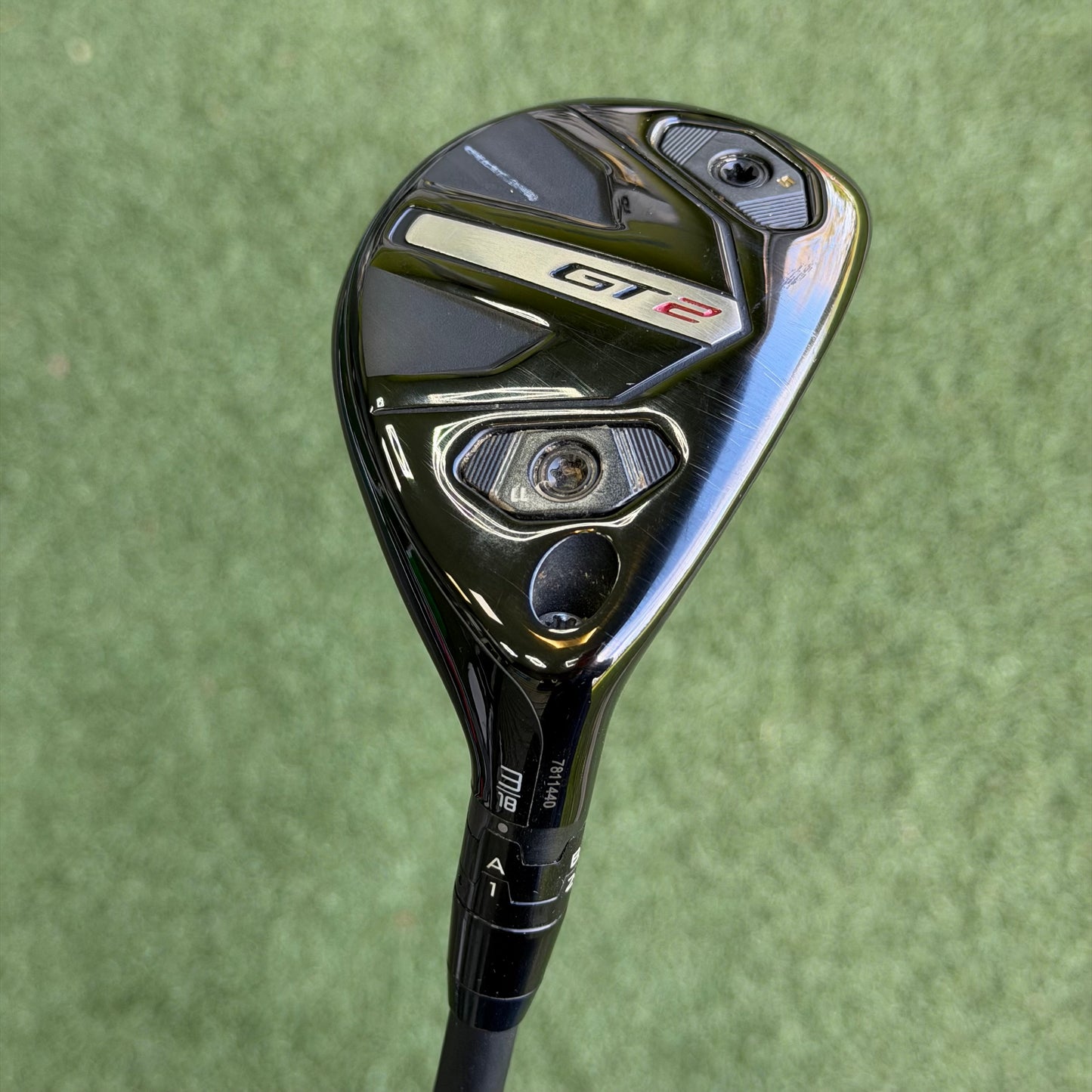 Titleist GT2 #3 Hybrid / 18 Degree / Regular Flex