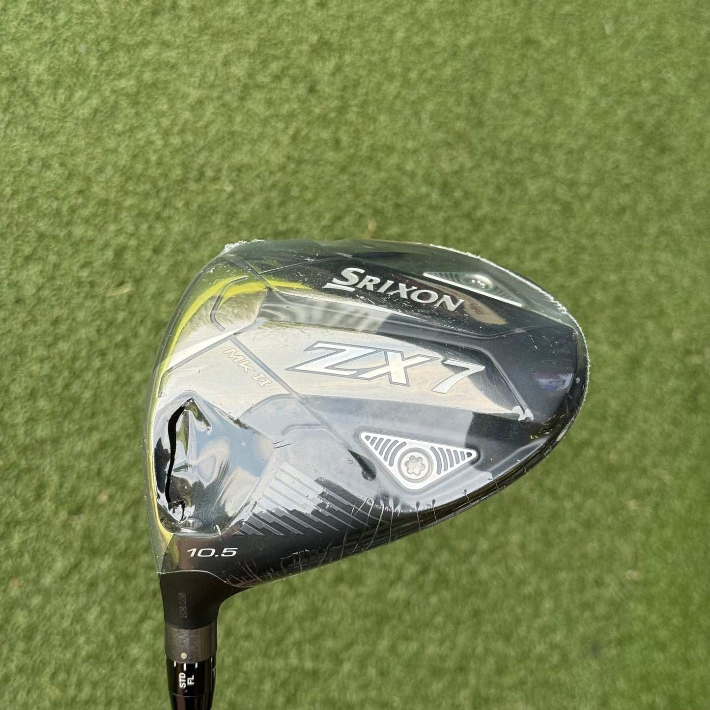 Srixon ZX7 Mk II Golf Driver / 10.5 Degree / Regular Flex / Left Handed