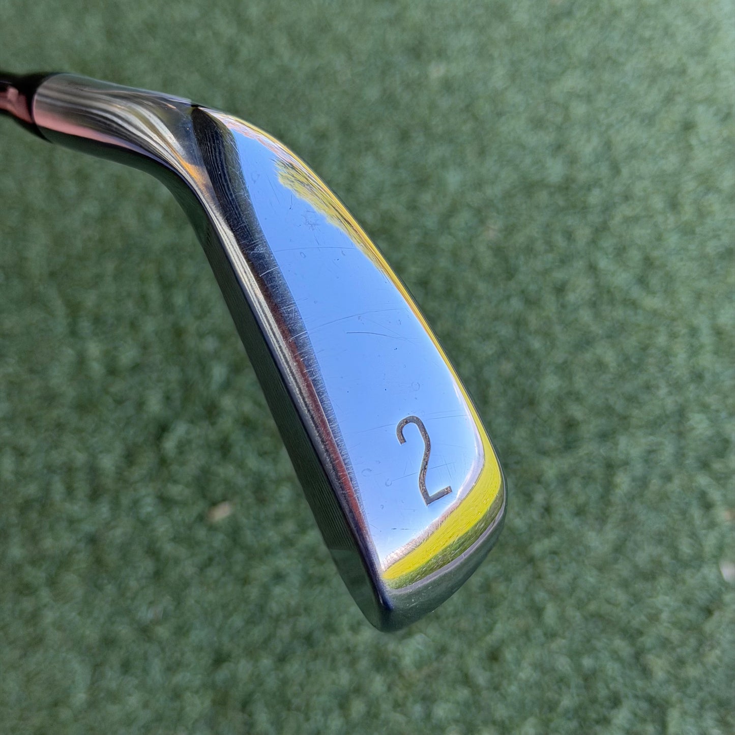 Titleist U505 #2 Utility Iron / 18 Degree / Stiff Flex
