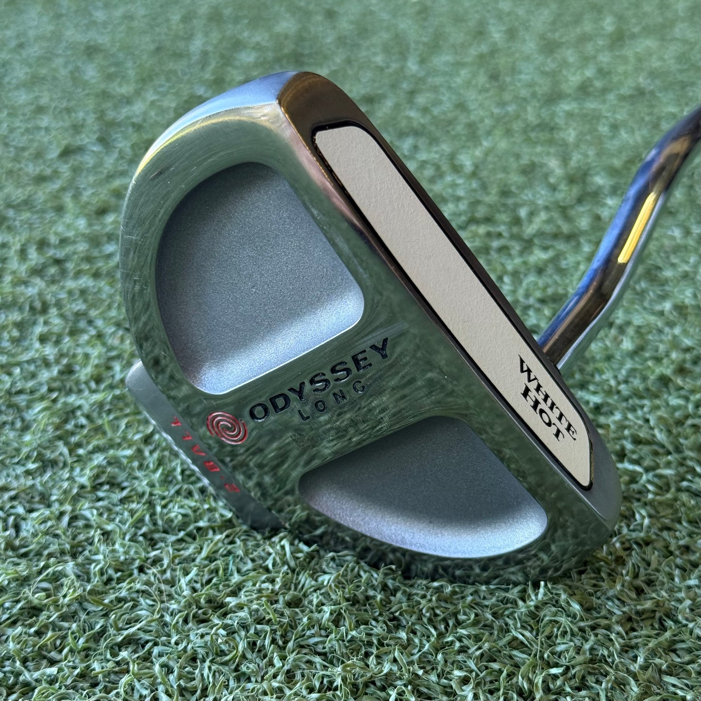 Odyssey Long White Hot 2-Ball / 46 Inch