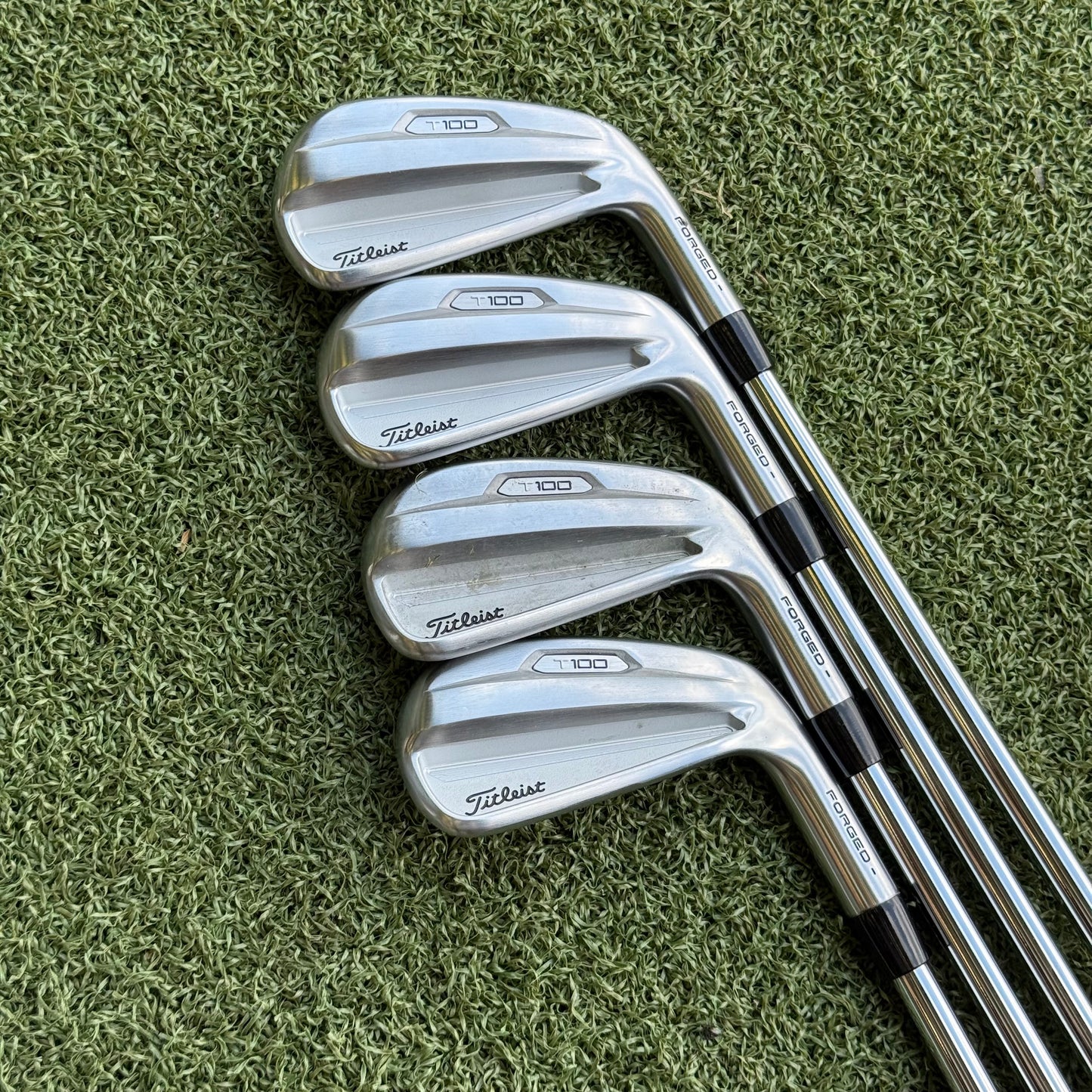 Titleist T100 2021 Iron Set / 4-PW / Stiff Flex