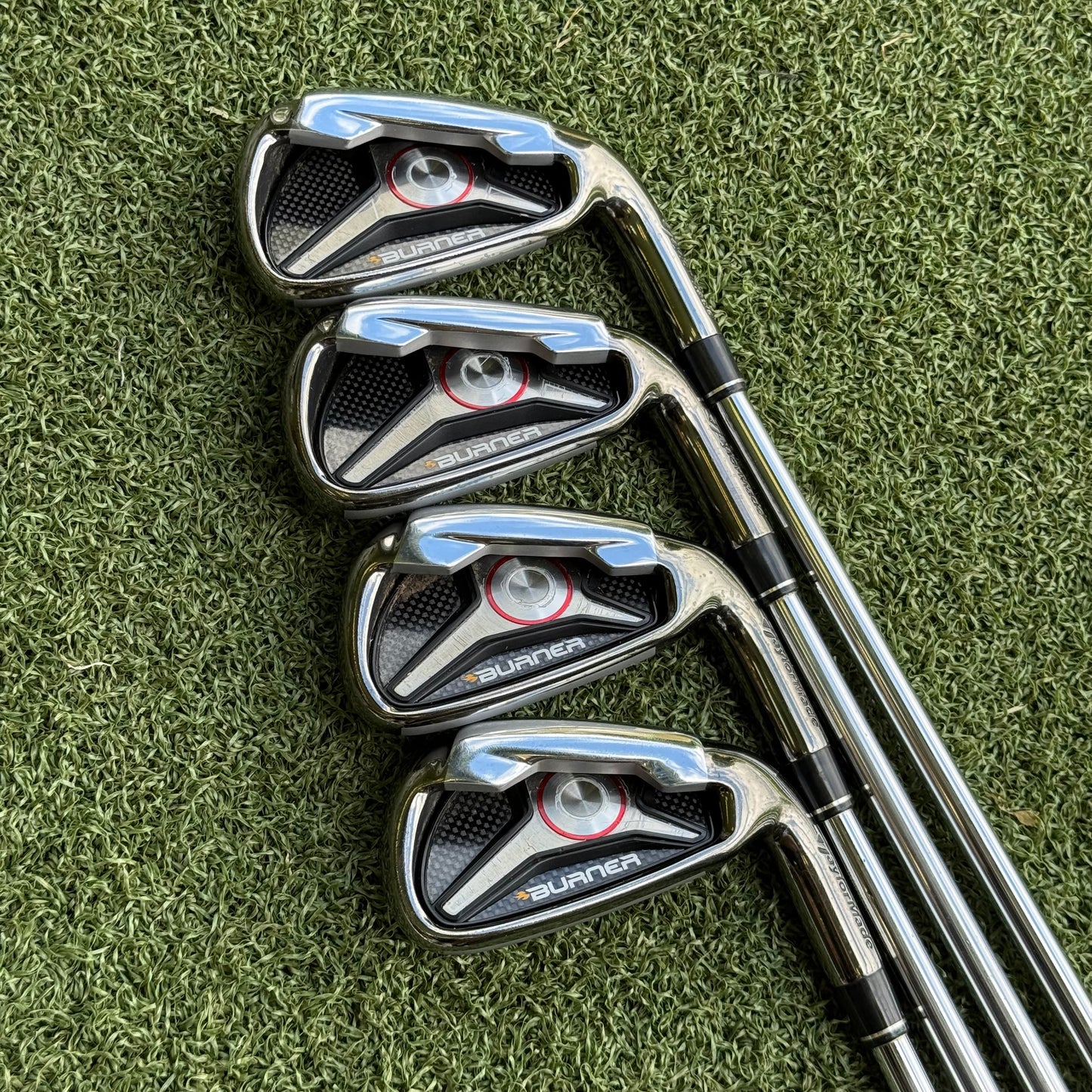 TaylorMade Burner / 4-PW Iron Set / Regular Flex
