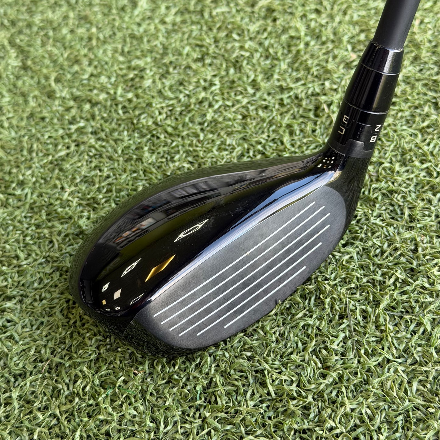 Titleist GT2 #3 Hybrid / 18 Degree / Regular Flex
