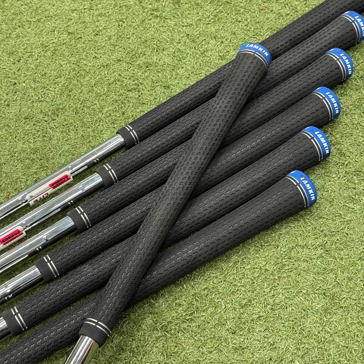 TaylorMade Qi Iron Set / 5-AW / Stiff Flex