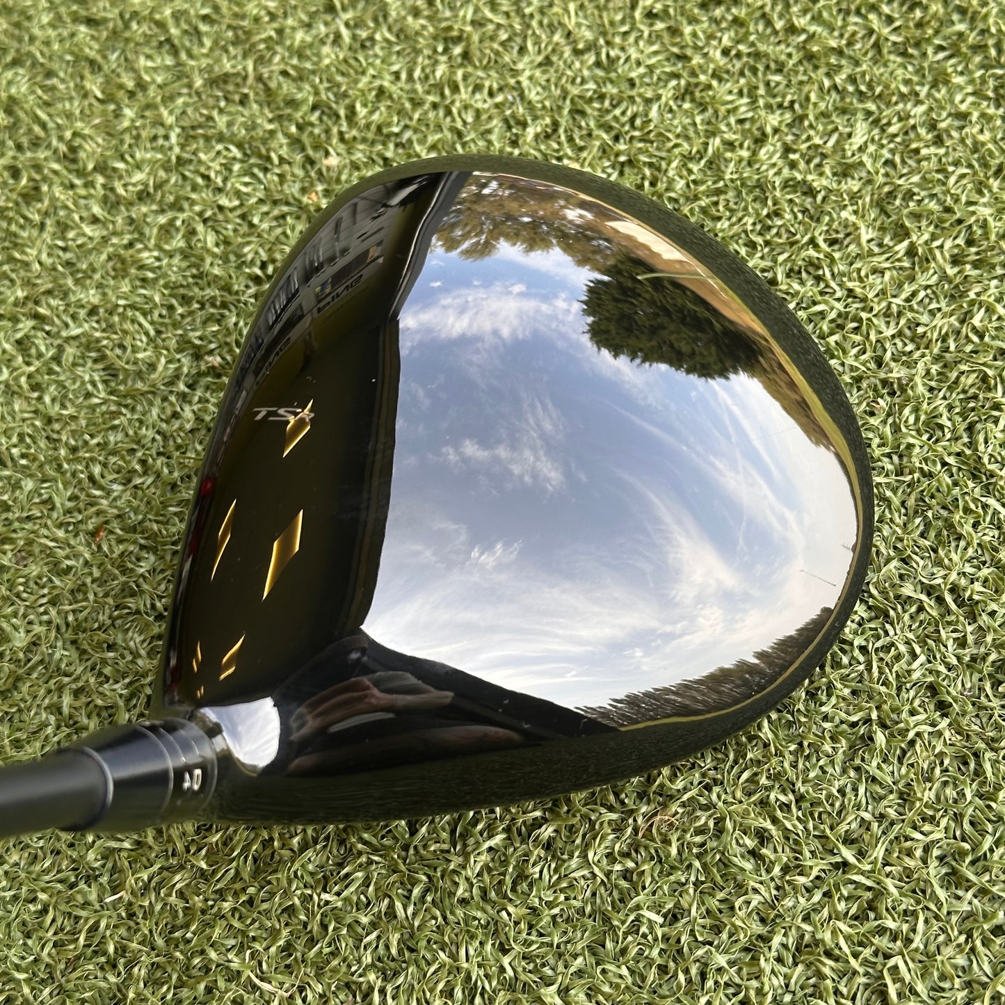 Titleist TSR3 Golf Driver / 9 Degree / Stiff Flex