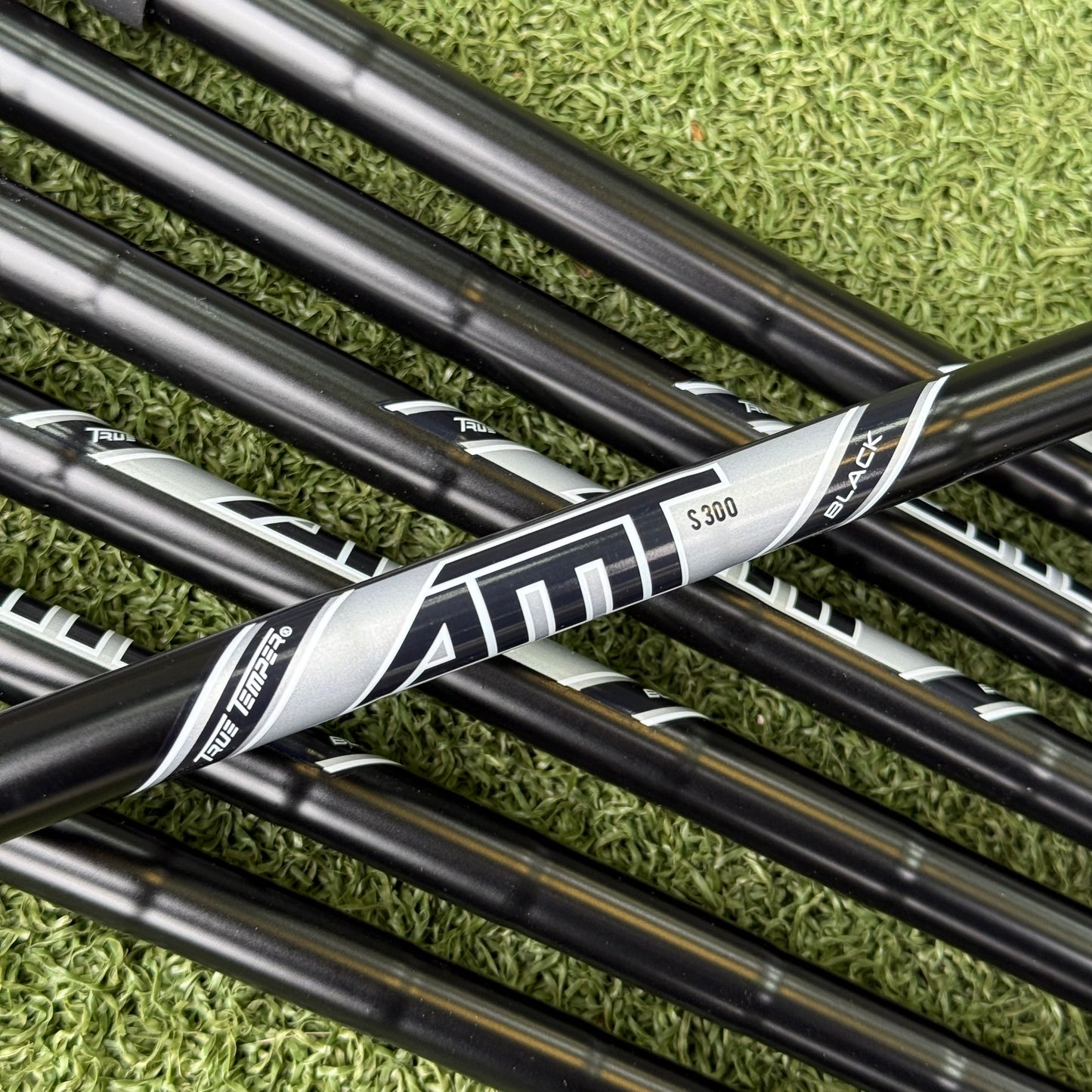 Titleist T200 Black Limited Edition Iron Set / 5-PW+48 / Stiff Flex