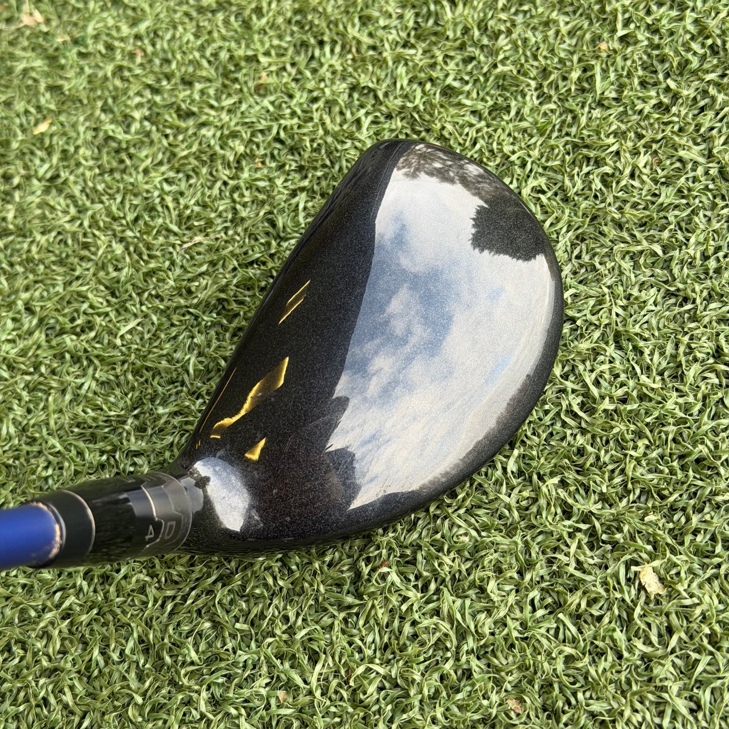 Titleist 913H #3 Hybrid / 19 Degree / Stiff Flex