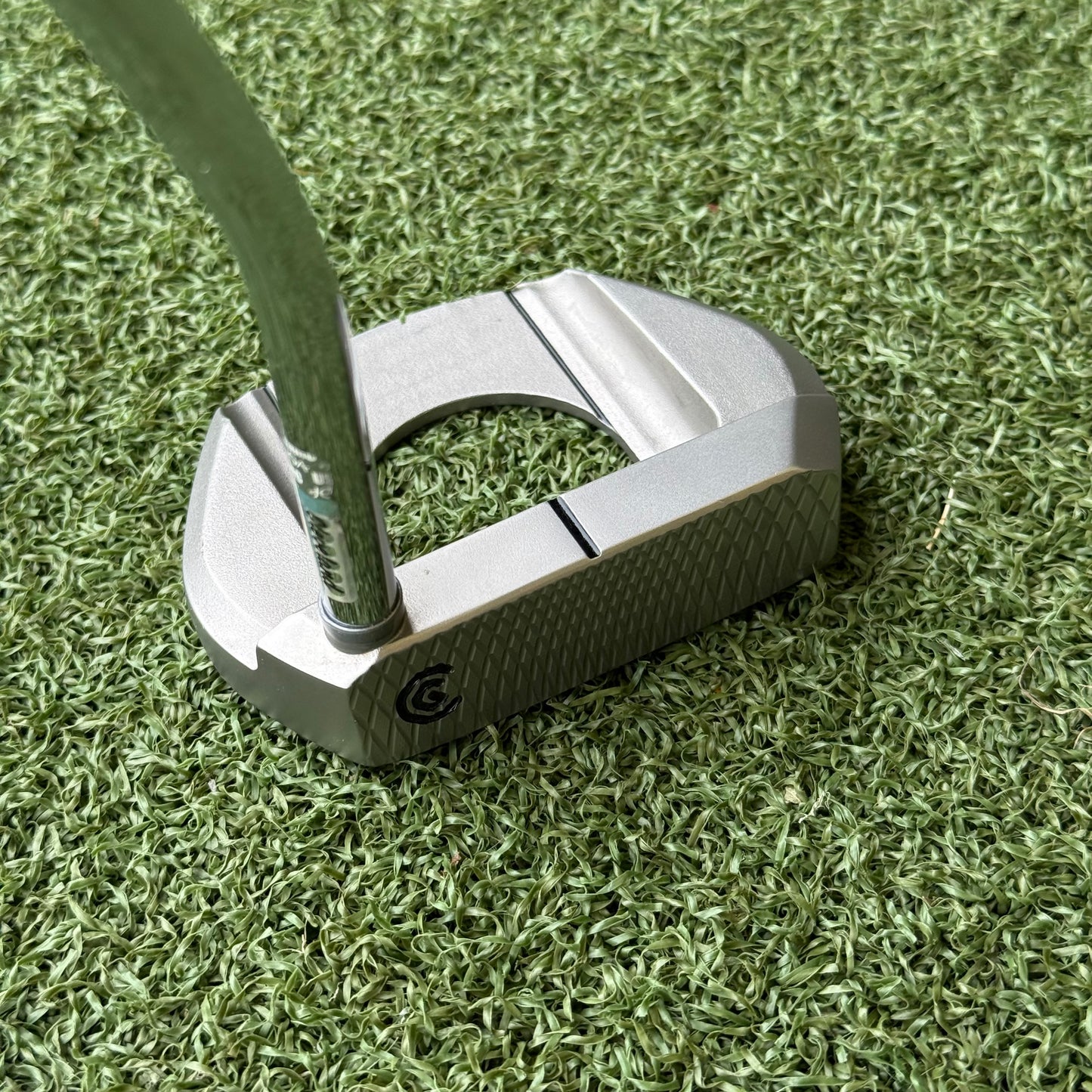 Cleveland Golf HB Soft 2 Retreve Single Bend Putter / 34 Inch / Left Handed