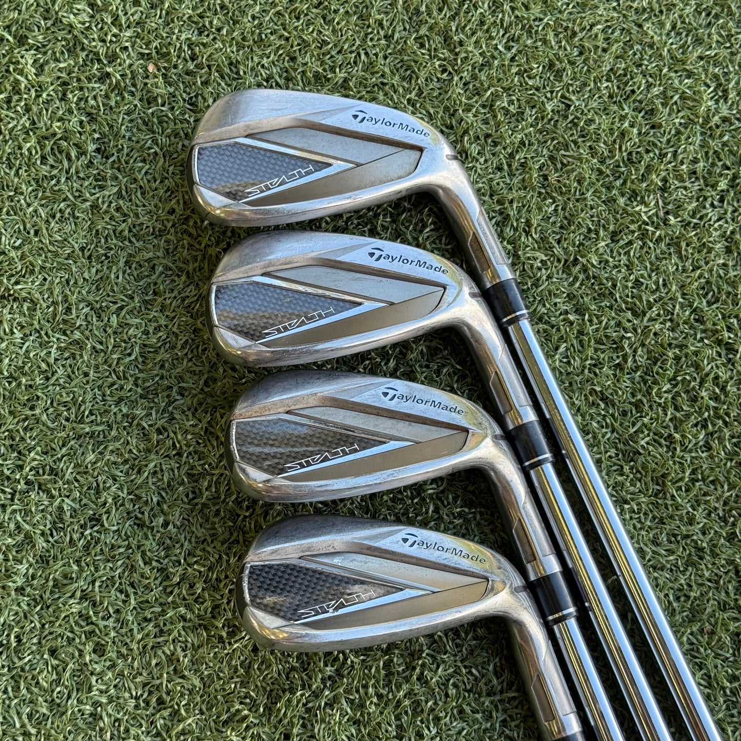 TaylorMade Stealth Iron Set / 4-PW+AW / Regular Flex