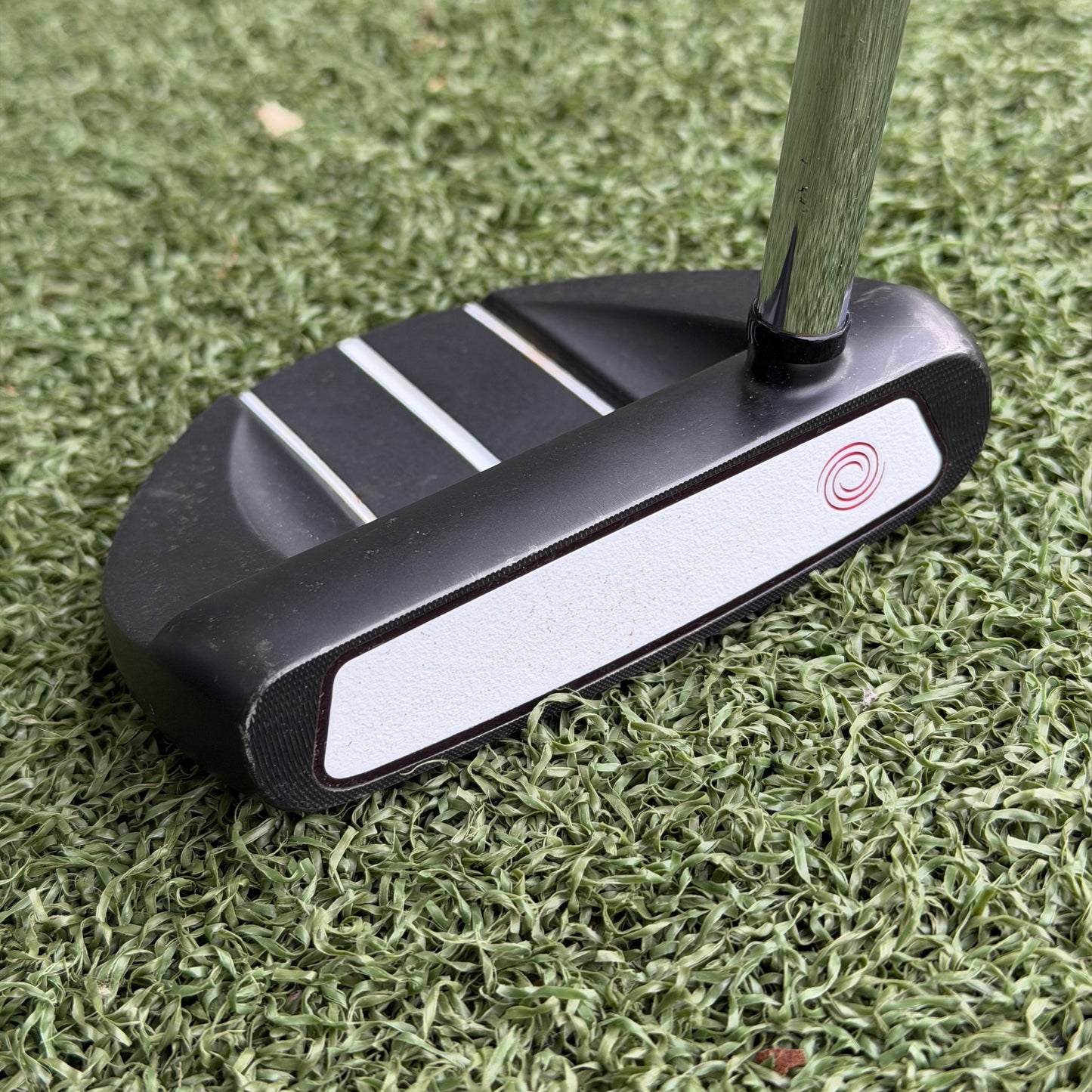 Odyssey White Hot Pro V-Line Putter / 34 Inch
