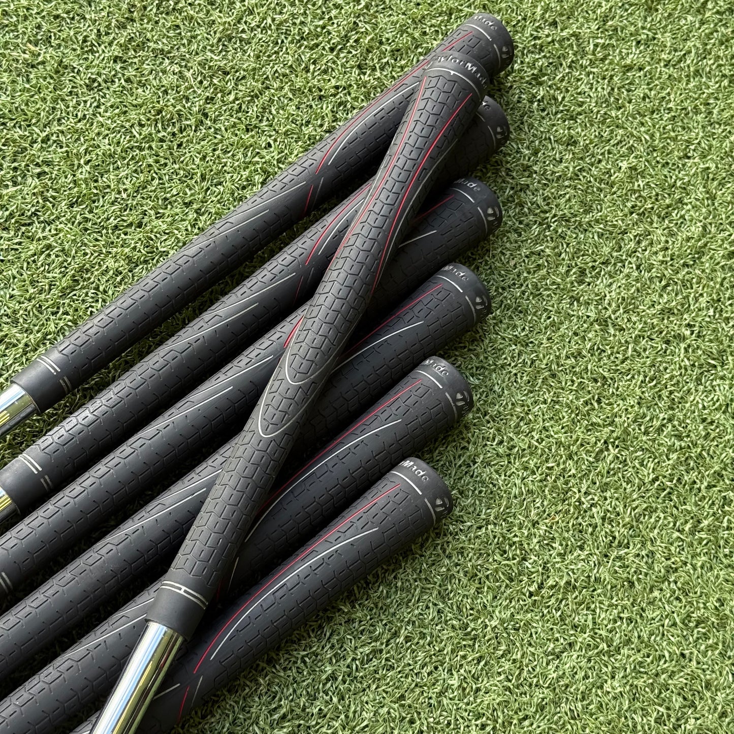 TaylorMade Burner / 4-PW Iron Set / Regular Flex