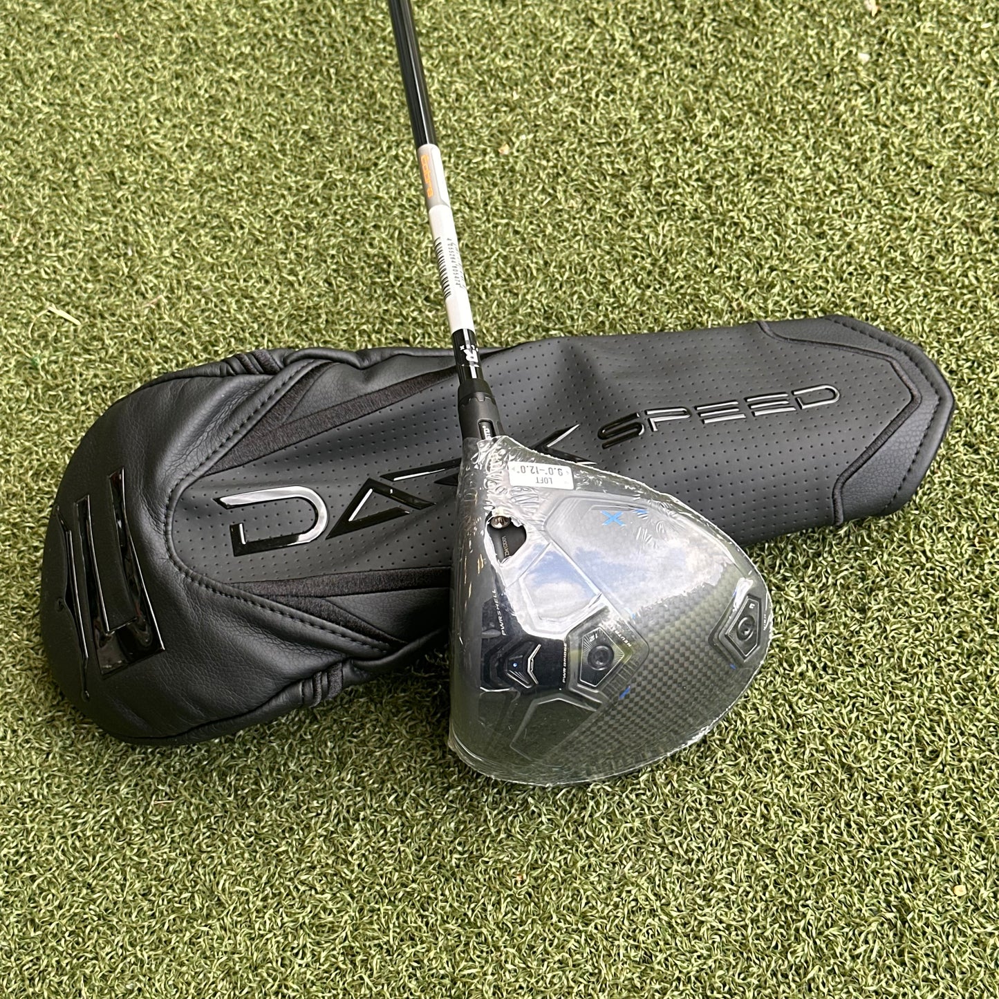 Cobra Darkspeed X Golf Driver / 10.5 Degree / Regular Flex
