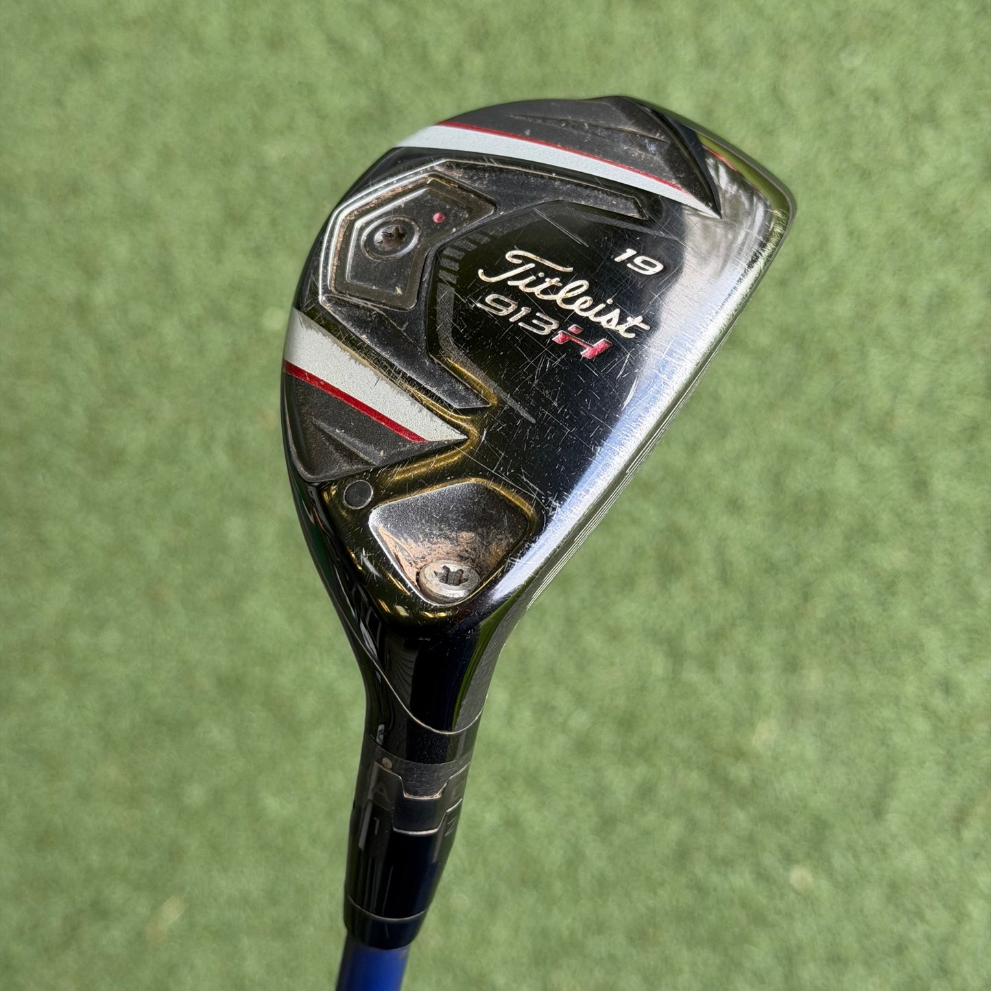 Titleist 913H #3 Hybrid / 19 Degree / Stiff Flex