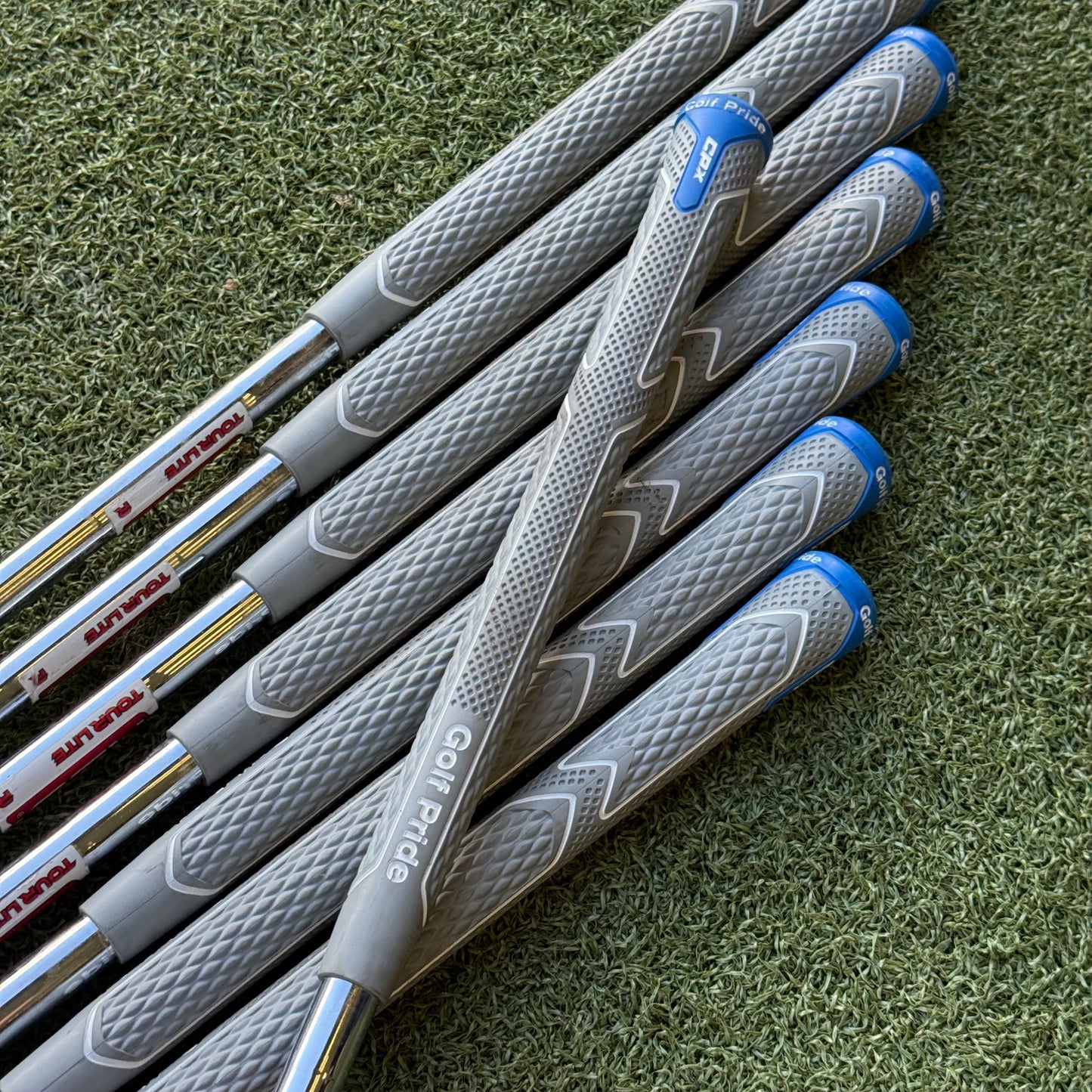 TaylorMade Stealth Iron Set / 4-PW+AW / Regular Flex