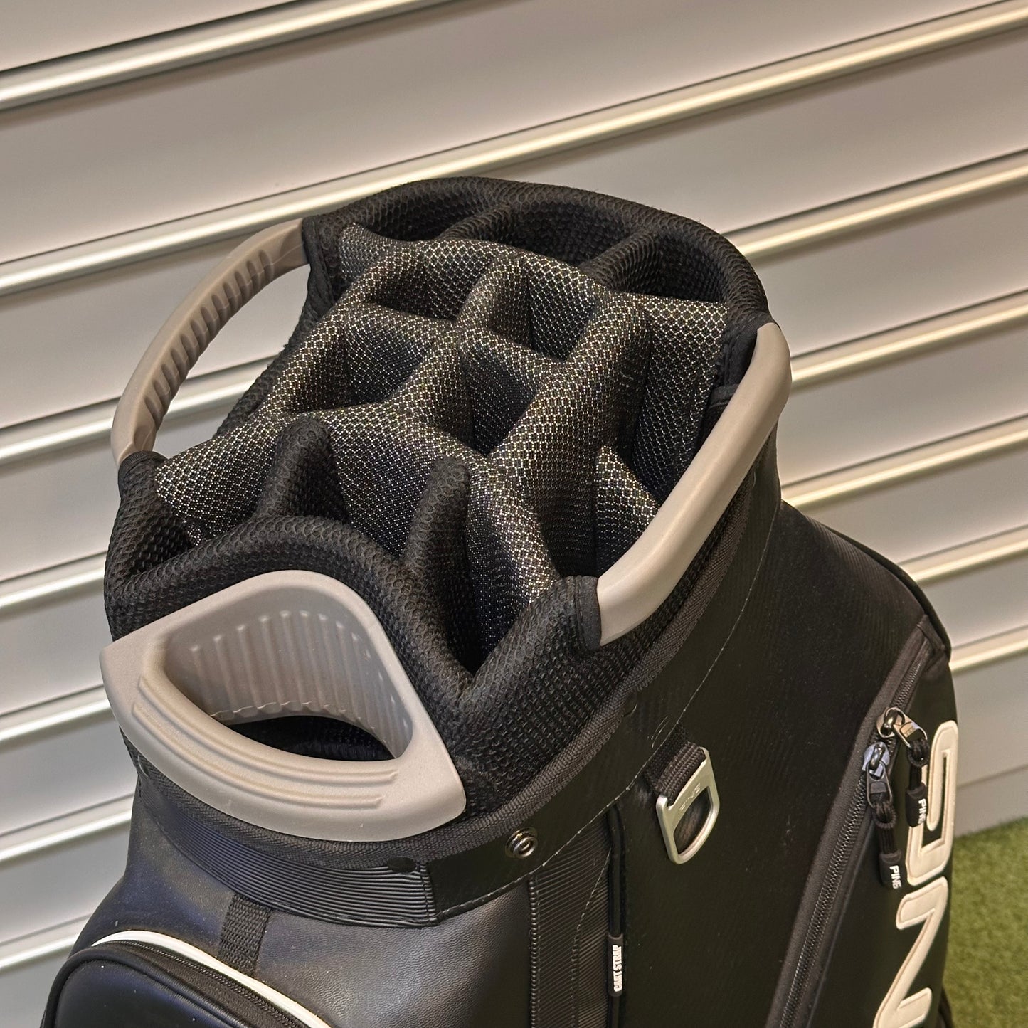 PING DLX Black Cart Bag