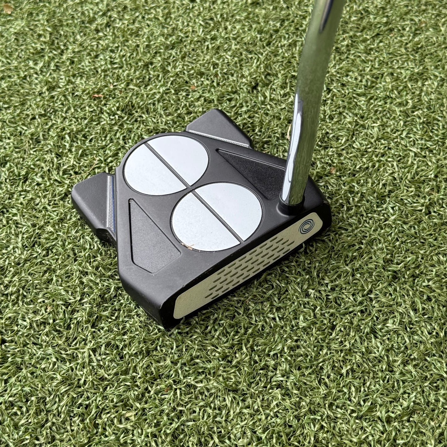 Odyssey Ten Two Ball Tour Lined Putter / 33 Inch