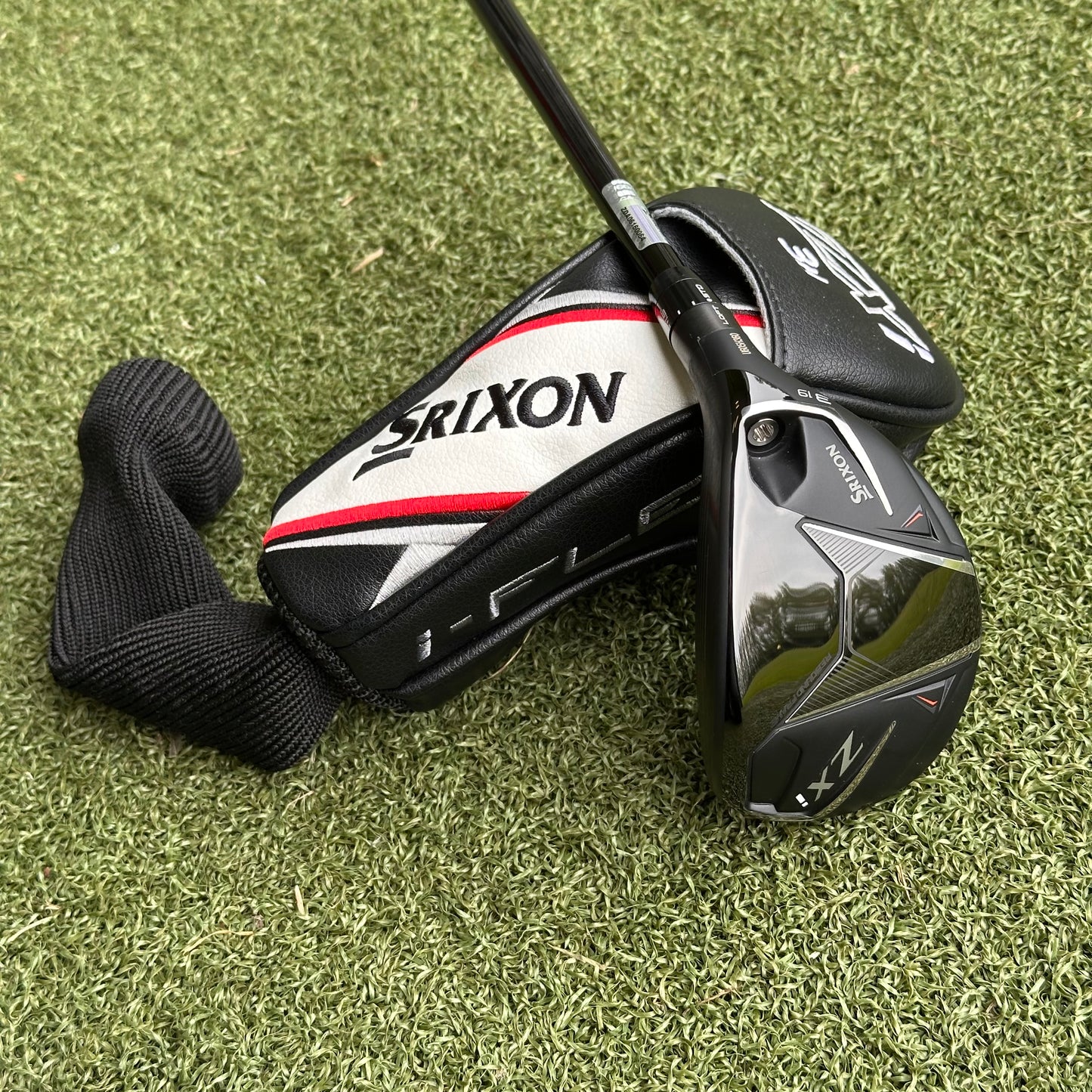 Srixon ZXi #3 Hybrid / 19 Degree / Regular Flex