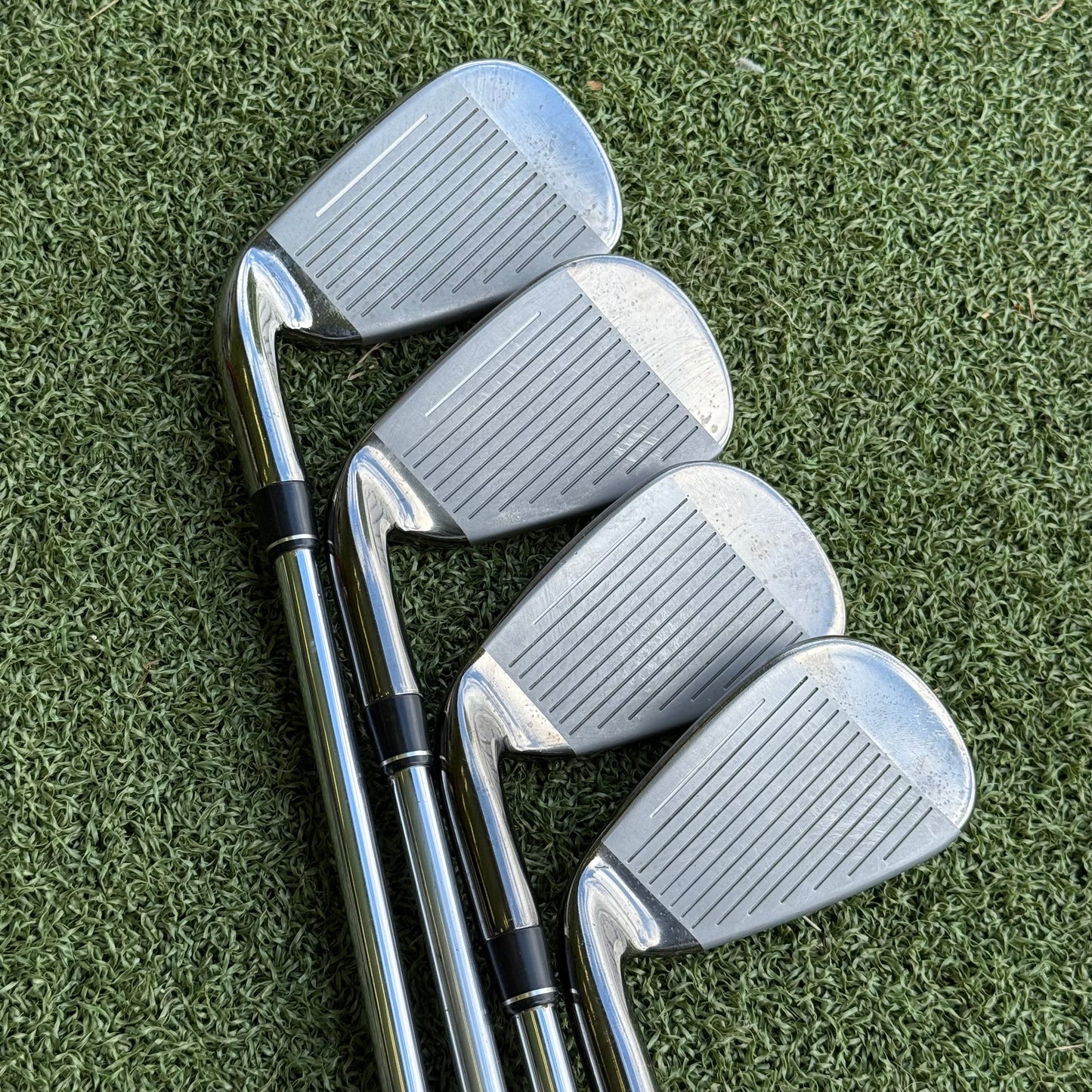 TaylorMade Burner / 4-PW Iron Set / Regular Flex