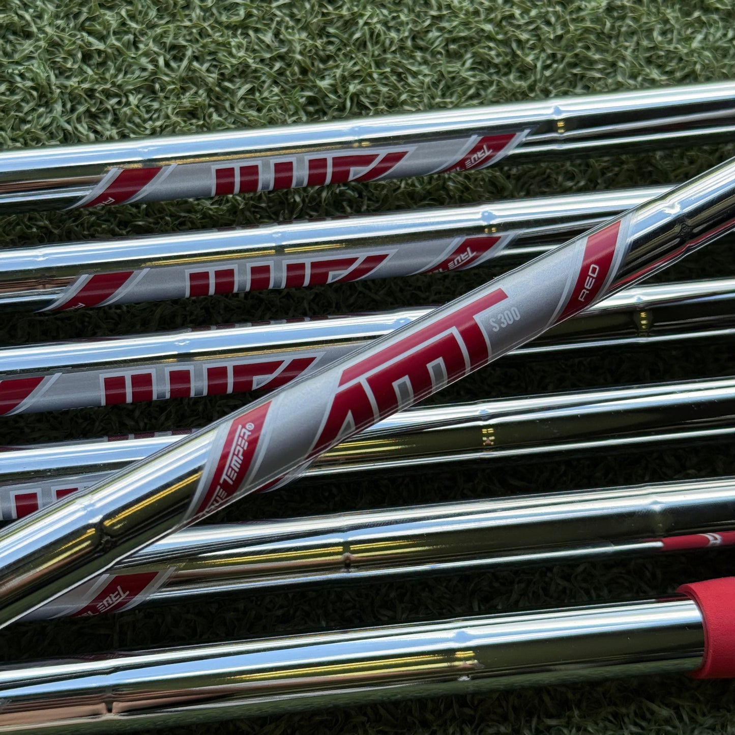 Titleist T100 2021 Iron Set / 4-PW / Stiff Flex