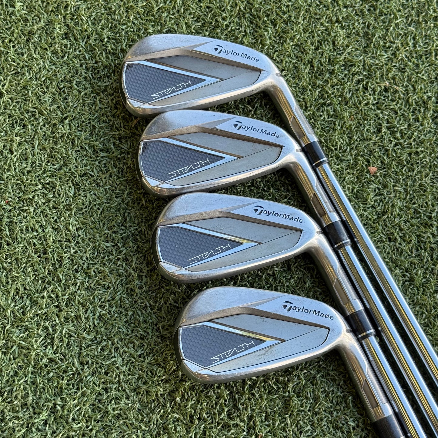 TaylorMade Stealth Iron Set / 4-PW+AW / Regular Flex