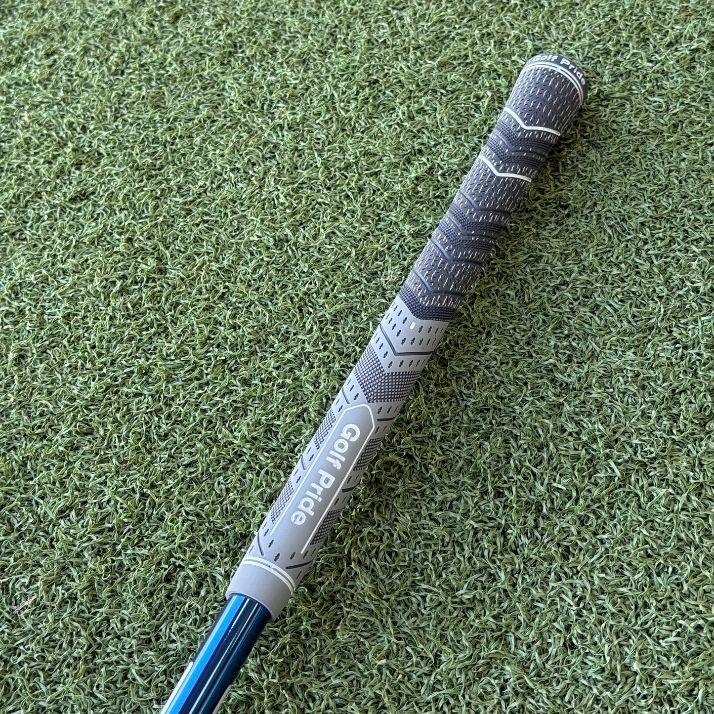 Mizuno ST-Max 230 #4 Hybrid / 22 Degree / Stiff Flex