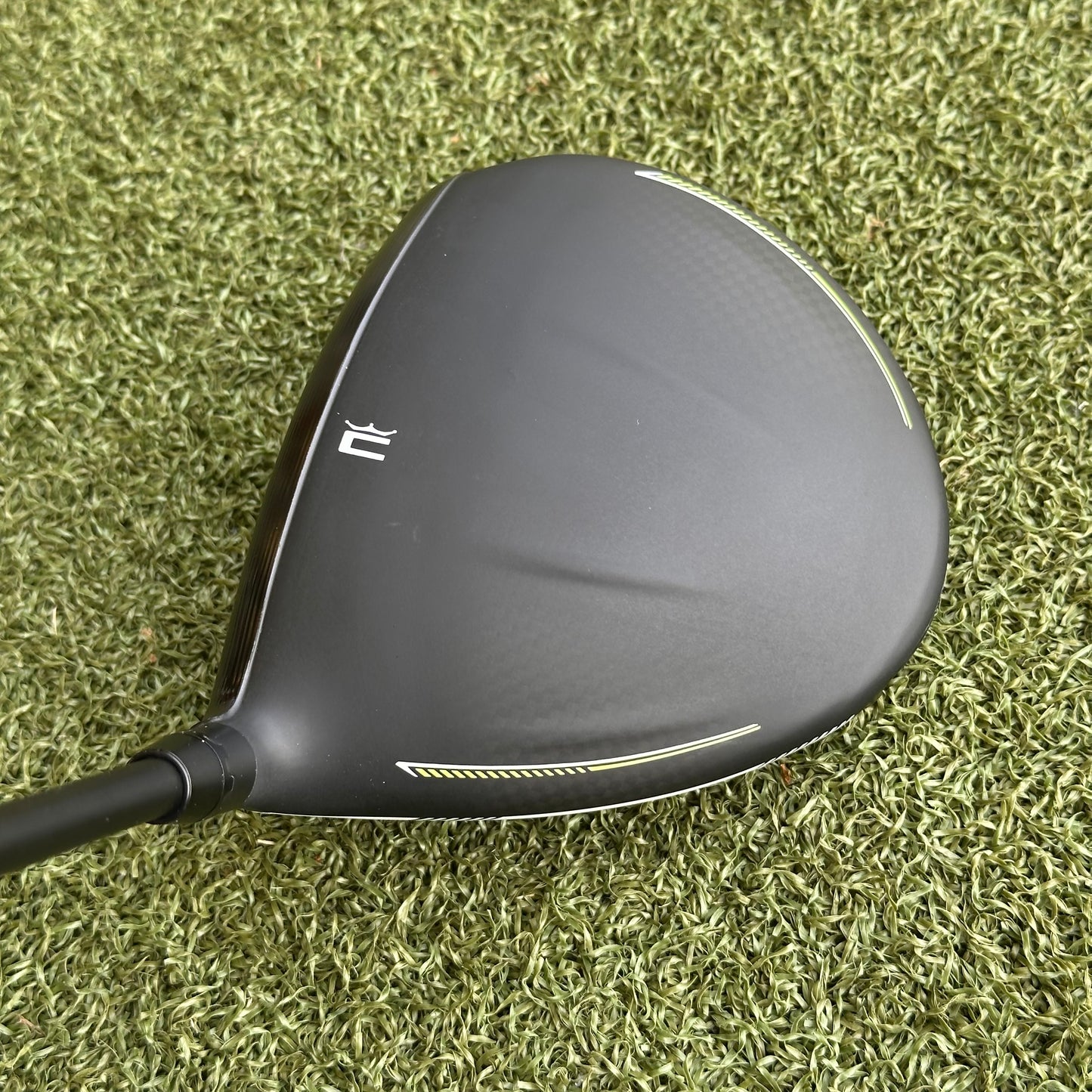 Cobra King RadSpeed Golf Driver / 10.5 Degree / Regular Flex