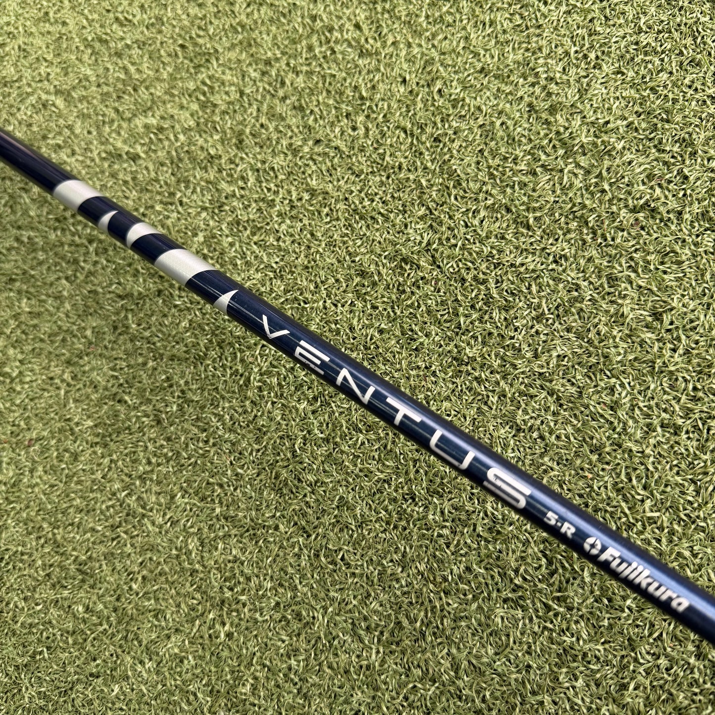 TaylorMade SIM2 Max Driver / 10.5 Degree / Regular Flex