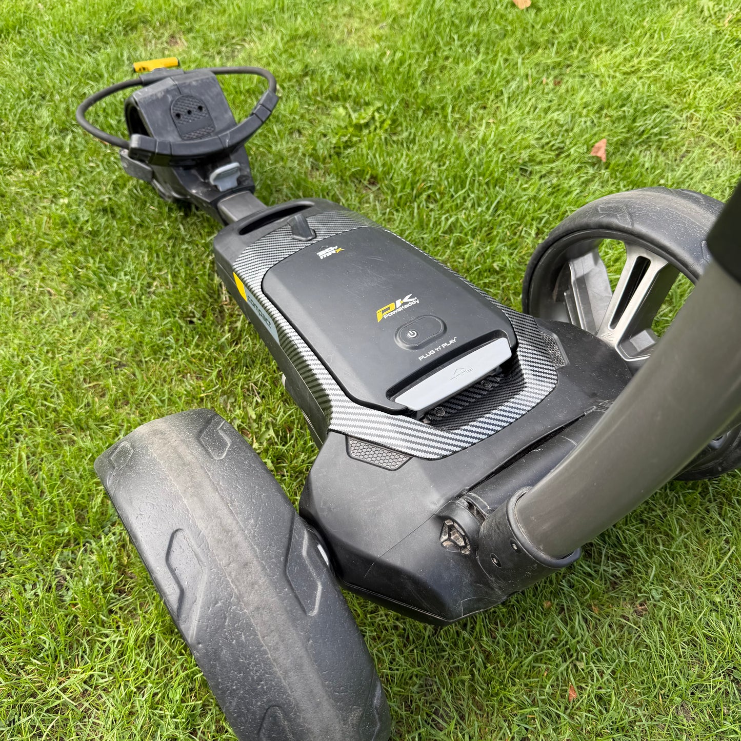Powakaddy CT8 GPS Electric Golf Trolley / 18 Hole Lithium Battery
