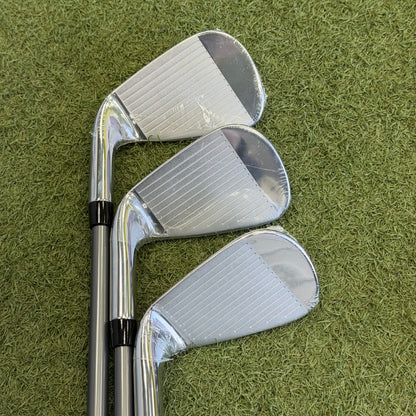 Callaway Elyte HL Golf Iron Set / 5-PW+SW / Regular Flex - Pre Owned Golf 