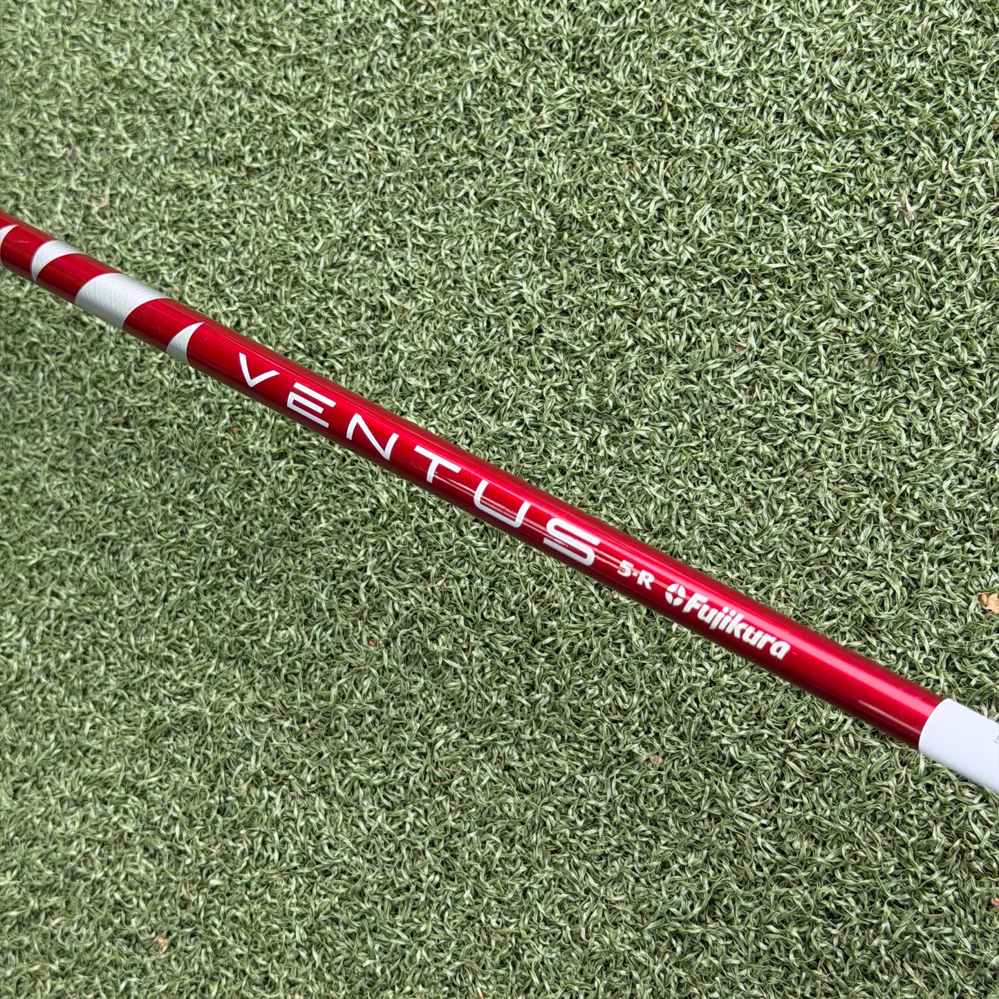 TaylorMade M2 (2017) Golf Driver / 9.5 Degree / Regular Flex Ventus 5-R