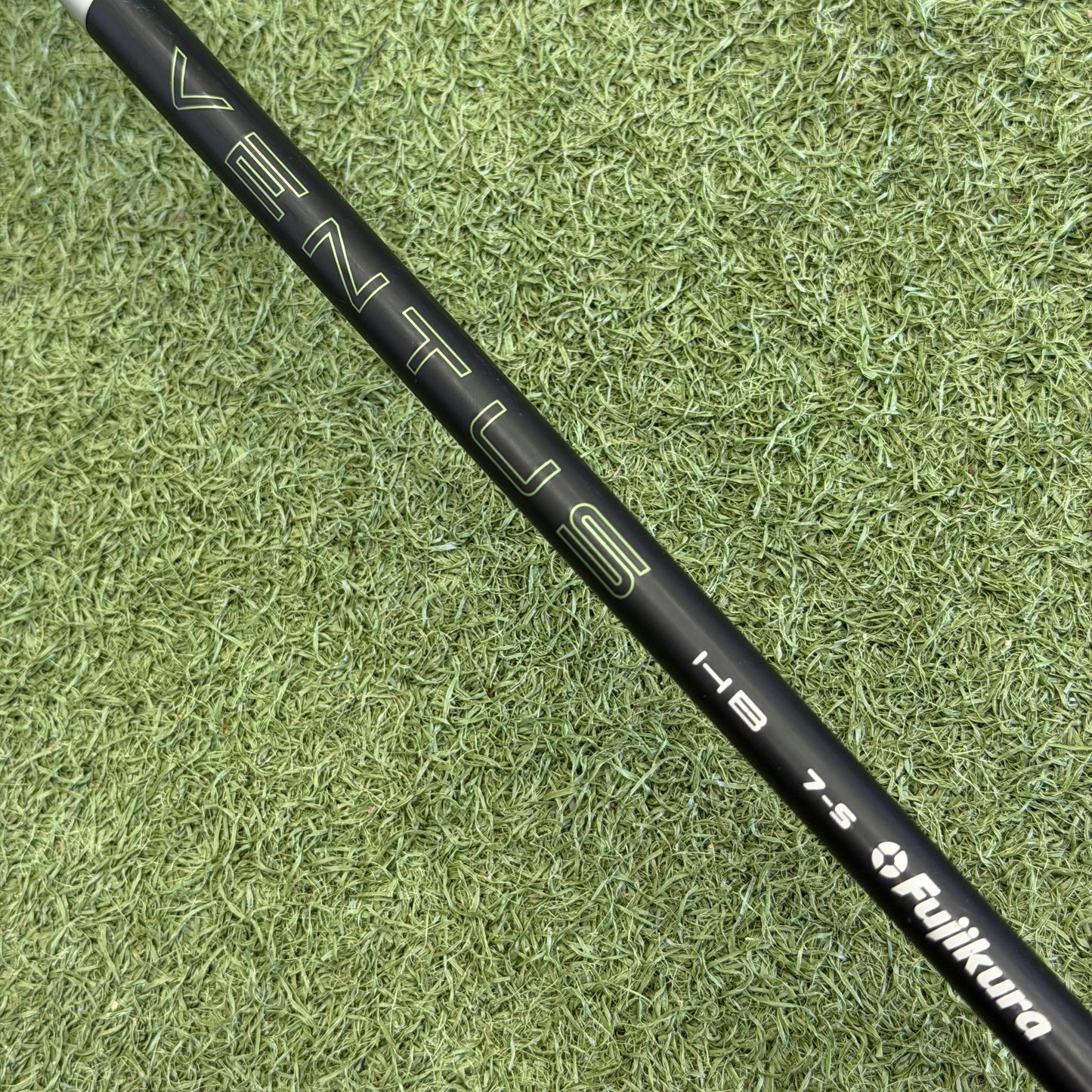 TaylorMade Qi35 #4 Hybrid / 22 Degree / Stiff Flex - Pre Owned Golf 
