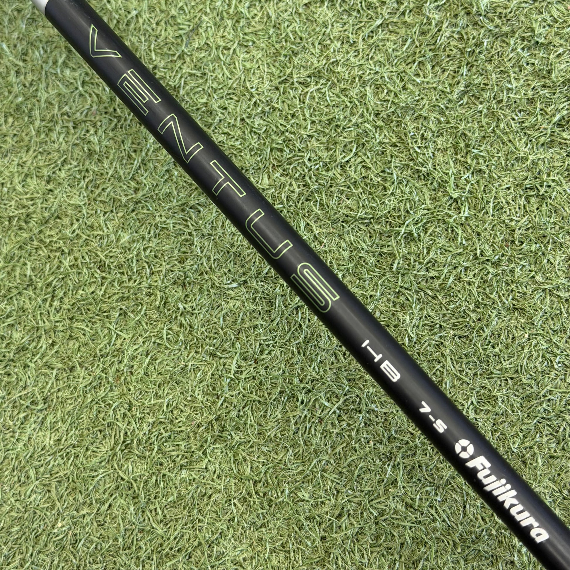 TaylorMade Qi35 #4 Hybrid / 22 Degree / Stiff Flex - Pre Owned Golf 