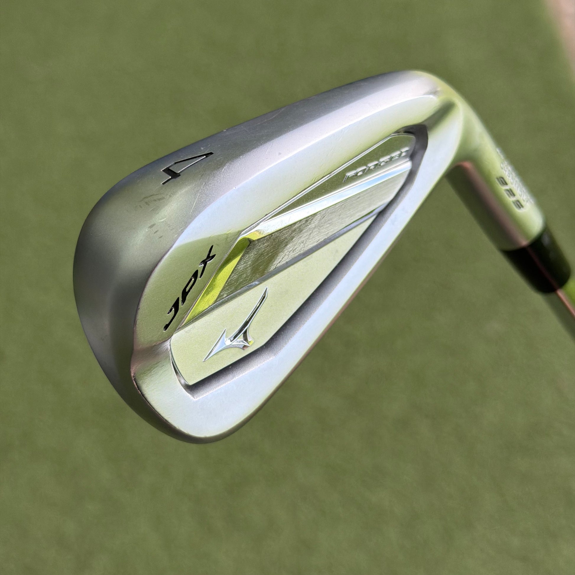 Mizuno JPX 925 Forged #4 Iron / 21 Degree / Regular Flex - Pre Owned Golf 
