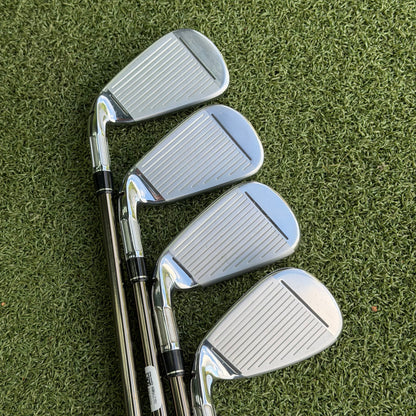 TaylorMade M CGB (2017) Iron Set / 5-SW / Regular Flex Graphite Shafts