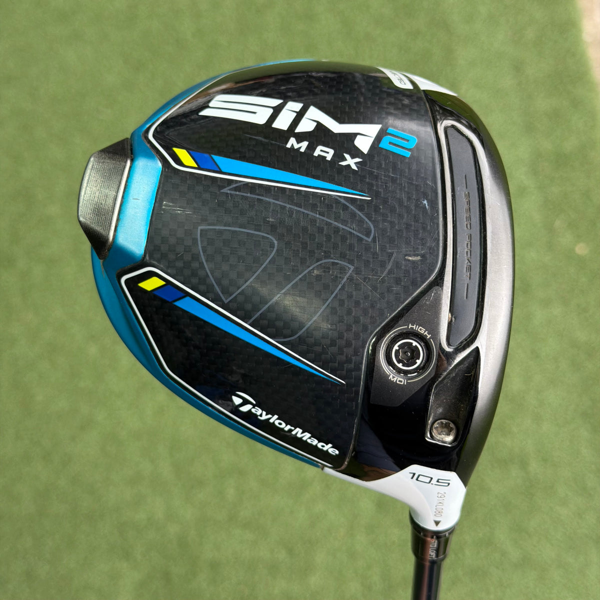 TaylorMade SIM2 Max Driver / 10.5 Degree / Regular Flex