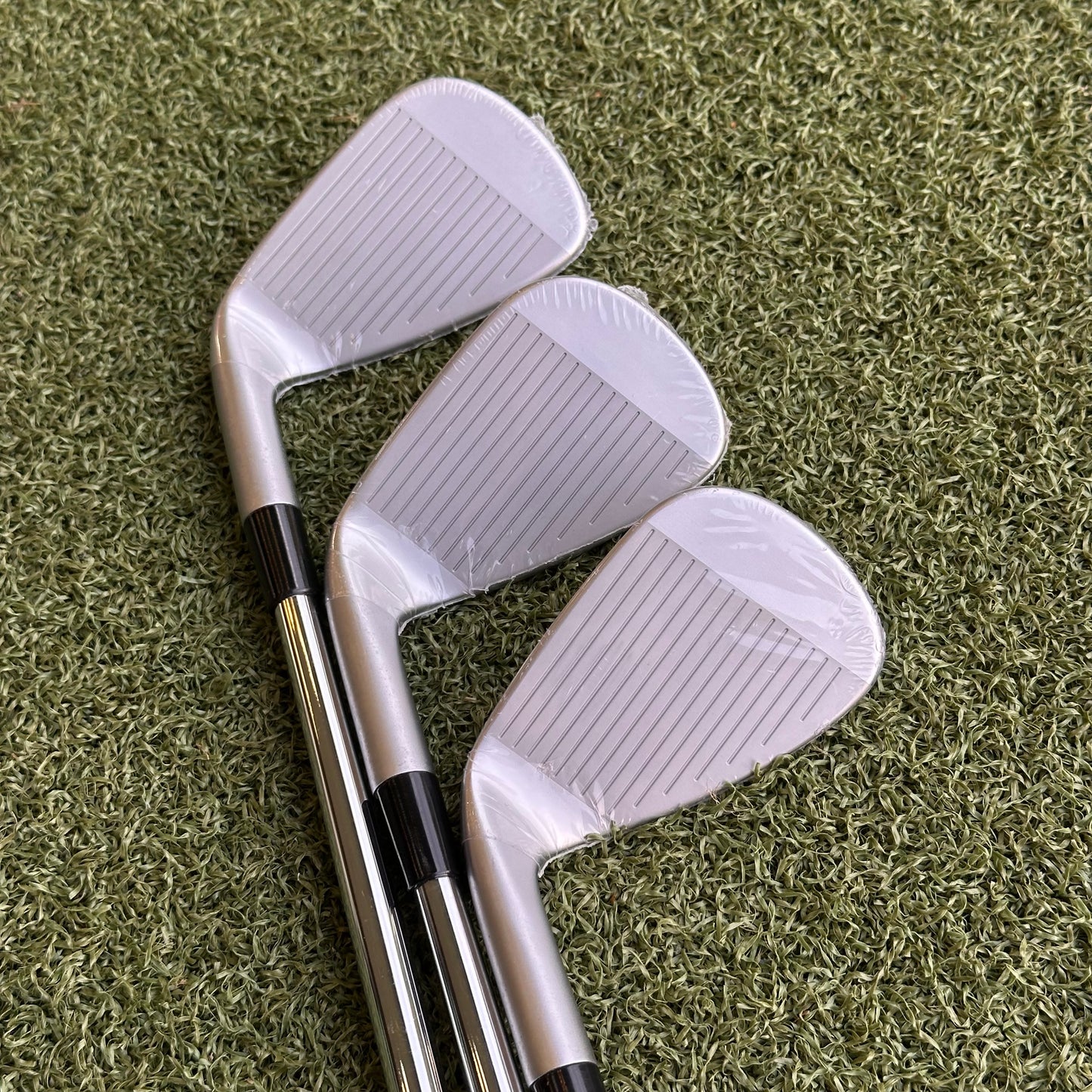 TaylorMade P790 '23 Iron Set / 4-PW / Stiff Flex