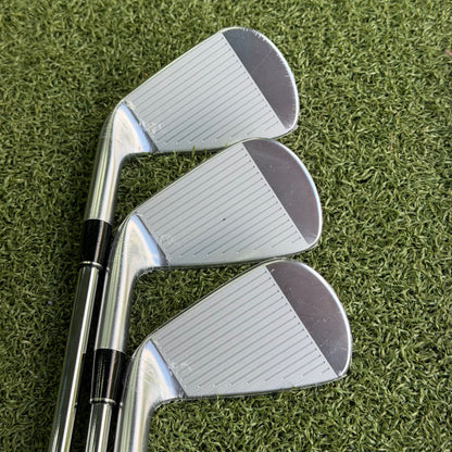 Srixon ZXi7 Forged Golf Iron Set / 5-PW / Stiff Flex Dynamic Gold 115 Shaft