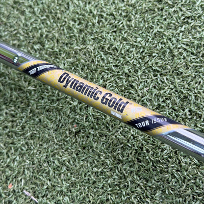TaylorMade Milled Grind 5 Charcoal SB Gap Wedge / 50 Degree