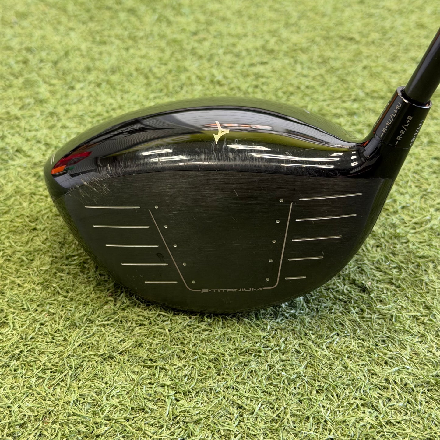 Mizuno ST200X Golf Driver / 10.5 Degree / Stiff Flex