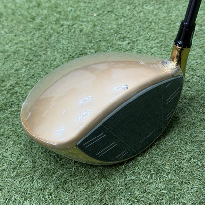 TaylorMade Qi35 Max Designer Series Gold Golf Driver / 10.5 Degree / Regular Flex - Pre Owned Golf 