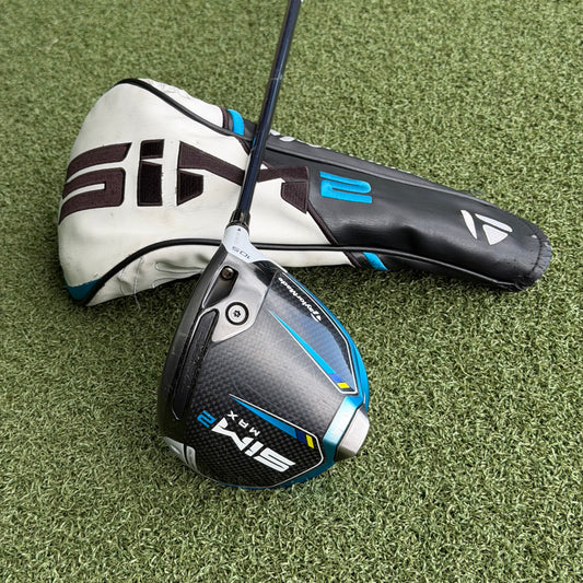 TaylorMade SIM2 Max Driver / 10.5 Degree / Regular Flex