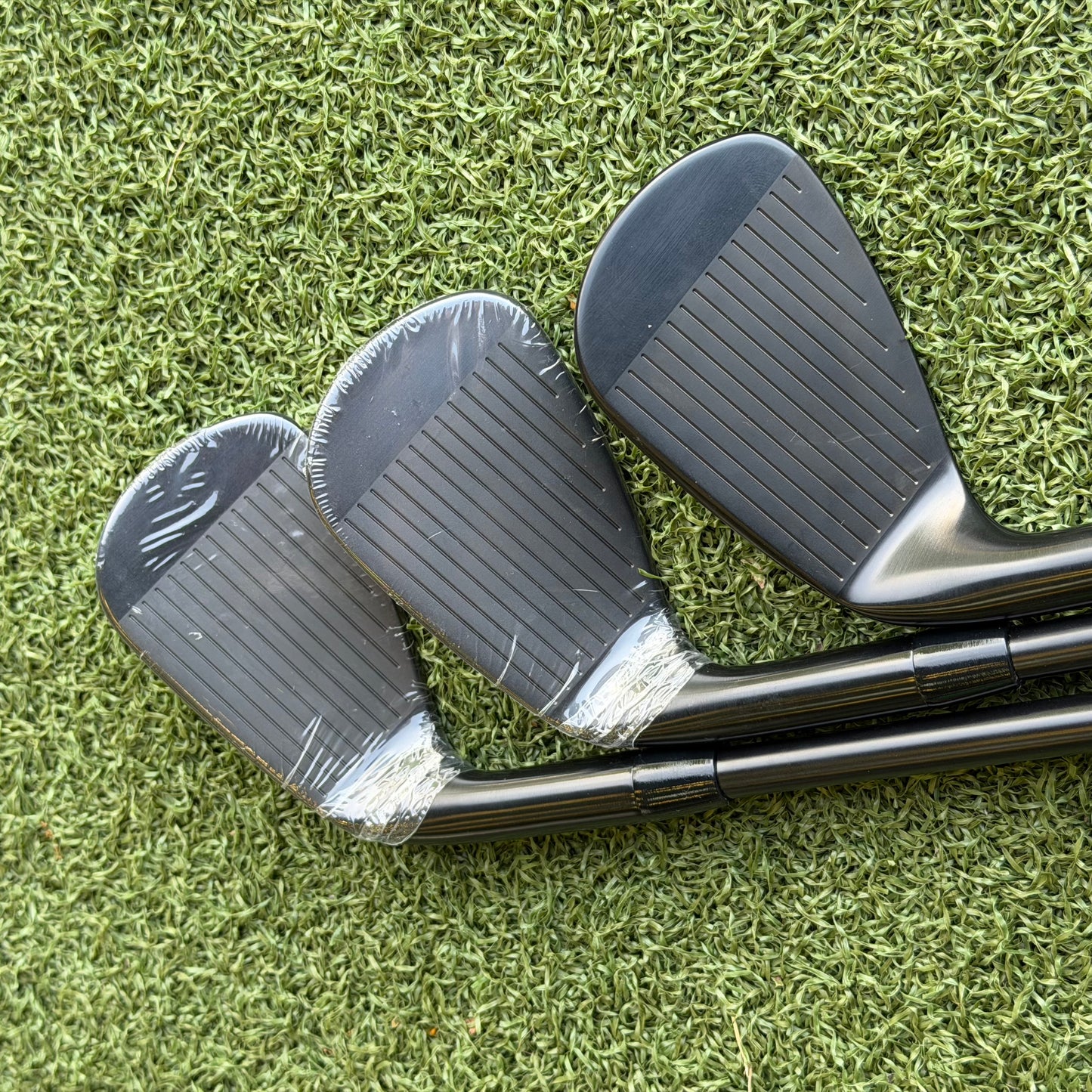 Titleist T150 Black Limited Edition Iron Set / 4-PW / Stiff Flex