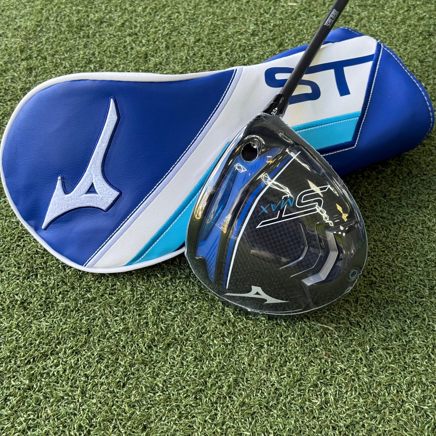 Mizuno ST-MAX 230 Golf Driver / 9.5 Degree / Extra-Stiff Flex
