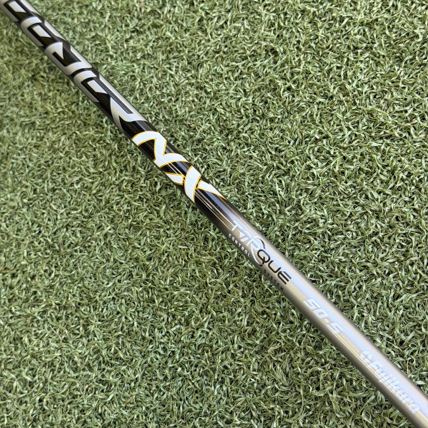 TaylorMade Qi35 Max Golf Driver / 10.5 Degree / Stiff Flex