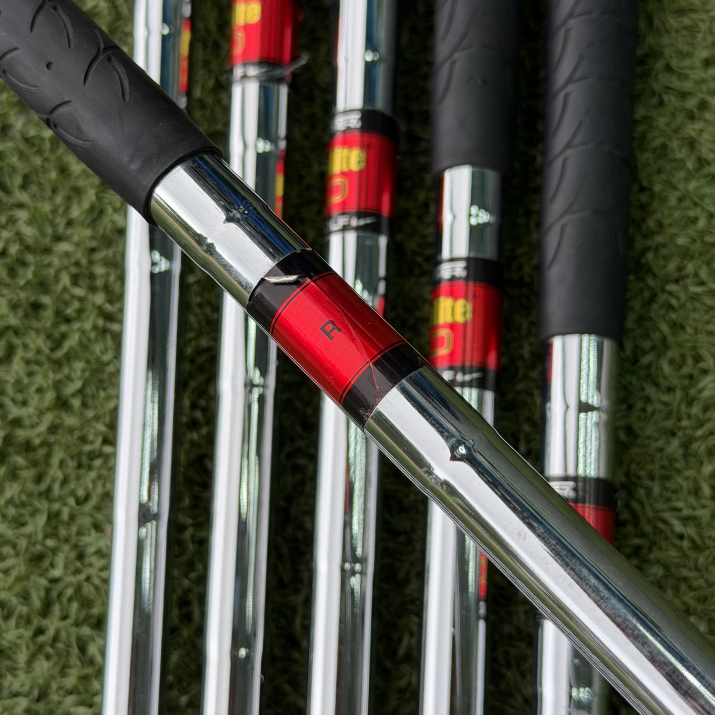 Nike SQ Machspeed Golf Iron Set / 4-PW / Regular Flex
