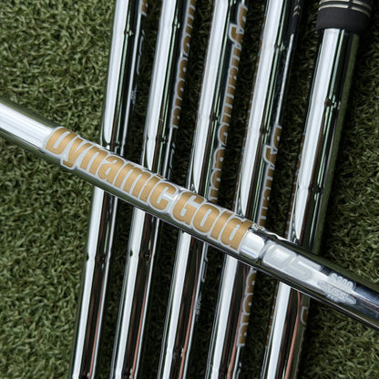 TaylorMade SIM2 Max Golf Iron Set / 5-PW / Stiff Flex - Pre Owned Golf 