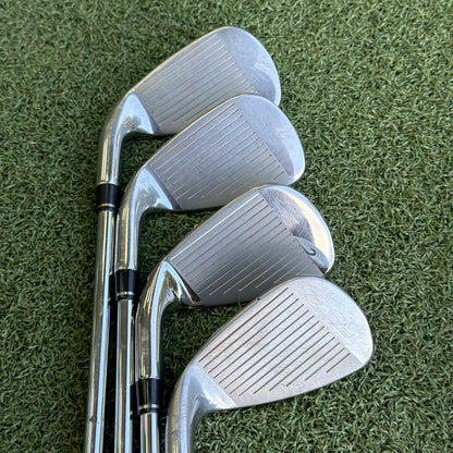 Wilson Staff D7 Iron Set / 5-PW+GW+SW / Regular Flex - Pre Owned Golf 