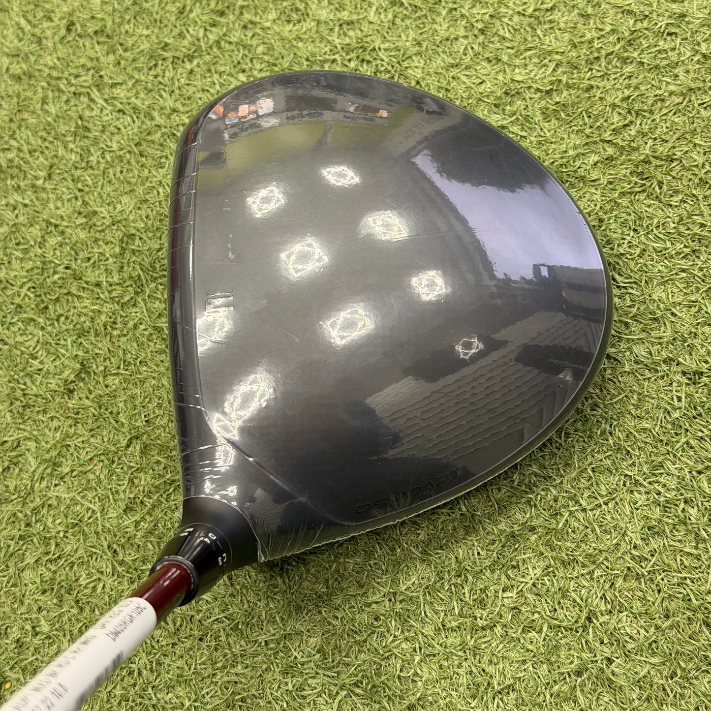 Cobra DS-Adapt Max D Golf Driver / 10.5 Degree / Regular Flex