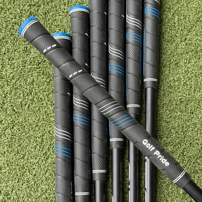 PING G425 Golf Iron Set / 4-PW / Graphite Regular Flex - Pre Owned Golf 